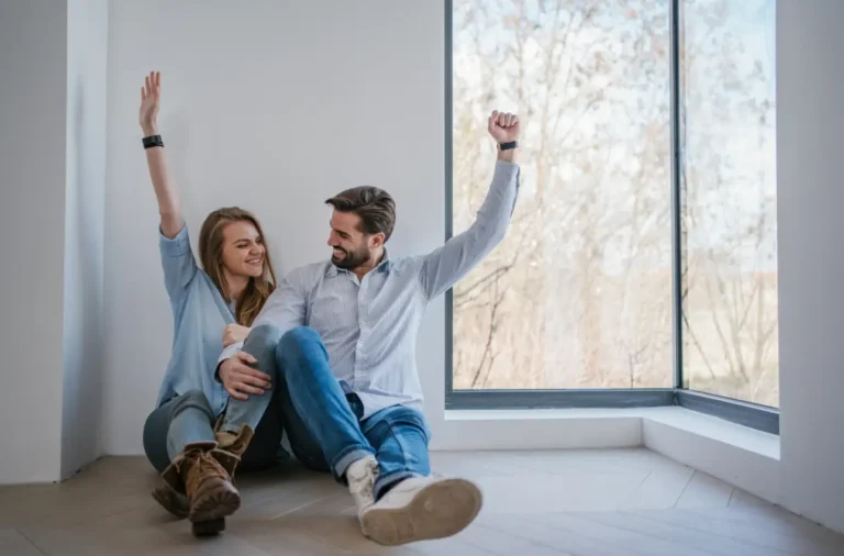 নতুন সংসারে মানিয়ে নেওয়ার উপায়: শুরুতেই যে ভুলগুলো এড়ানো জরুরি