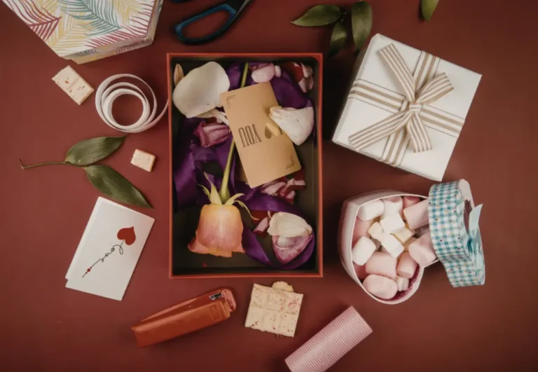 মেয়েদের জন্য ইউনিক ও ট্রেন্ডিং গিফট আইটেম আইডিয়া ২০২৬